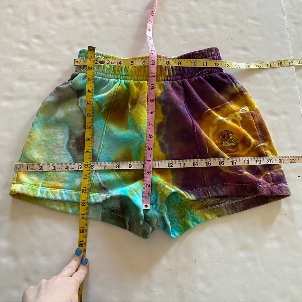 Nike Tie Dye Shorts Womens Size Small Mushroom Embroidered Limited Edition Gold